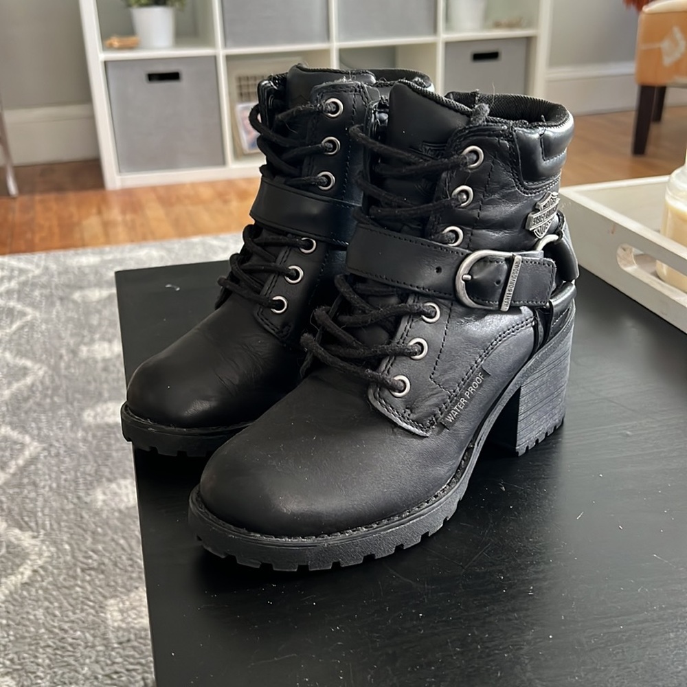 Harley Davidson Howell Leather boots! Slightly used but in great condition